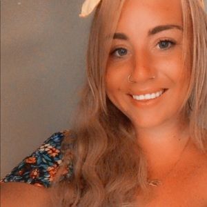 Meet your Posher, Maggie